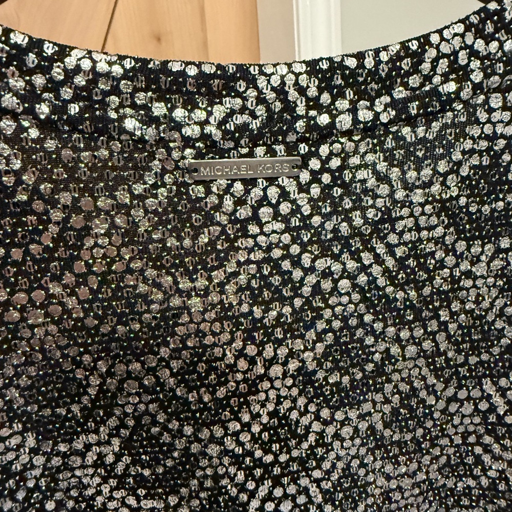 Michael Kors Black and White Patterned Blouse - Picture 5 of 5